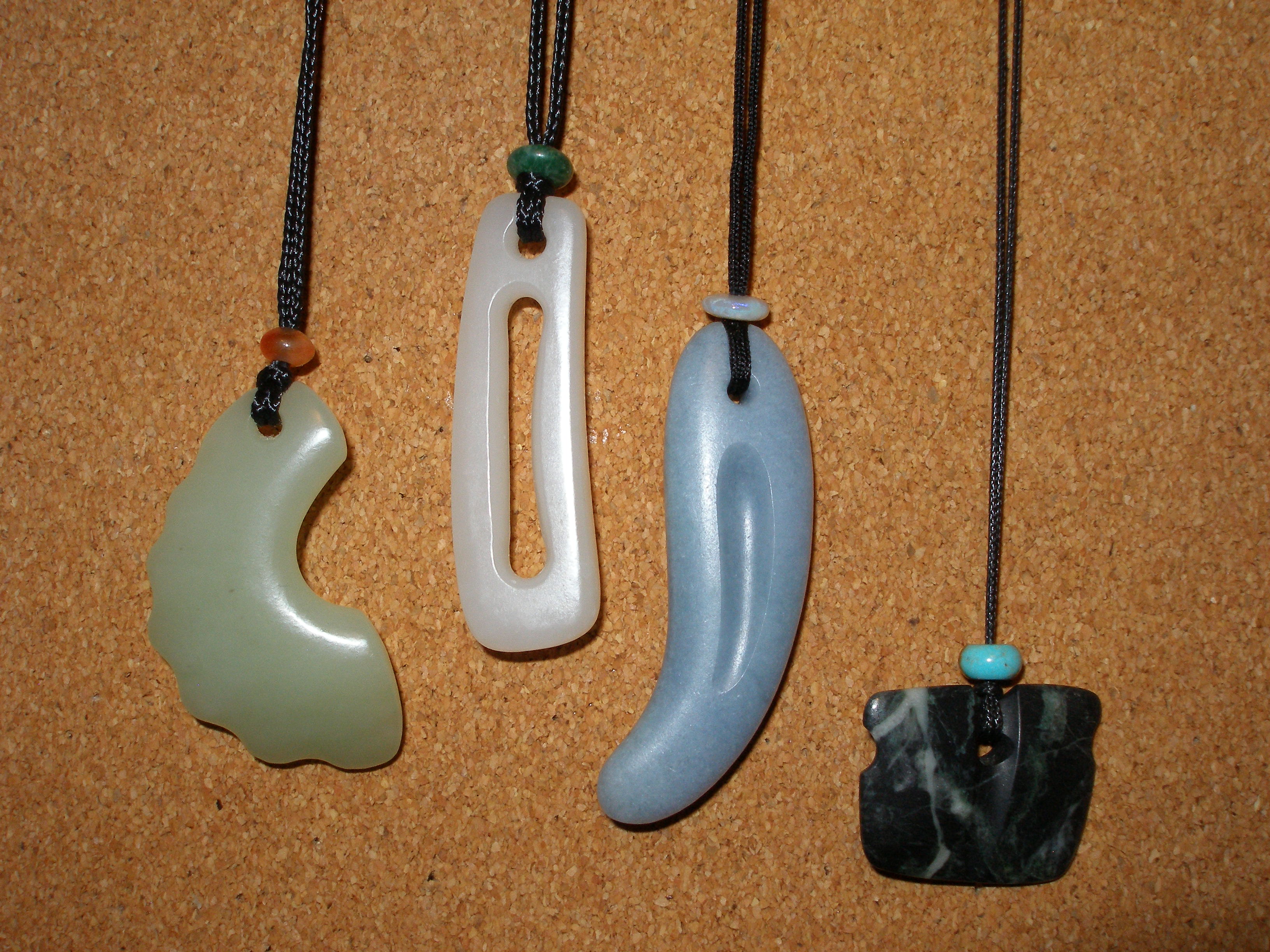 Schiling's pendants